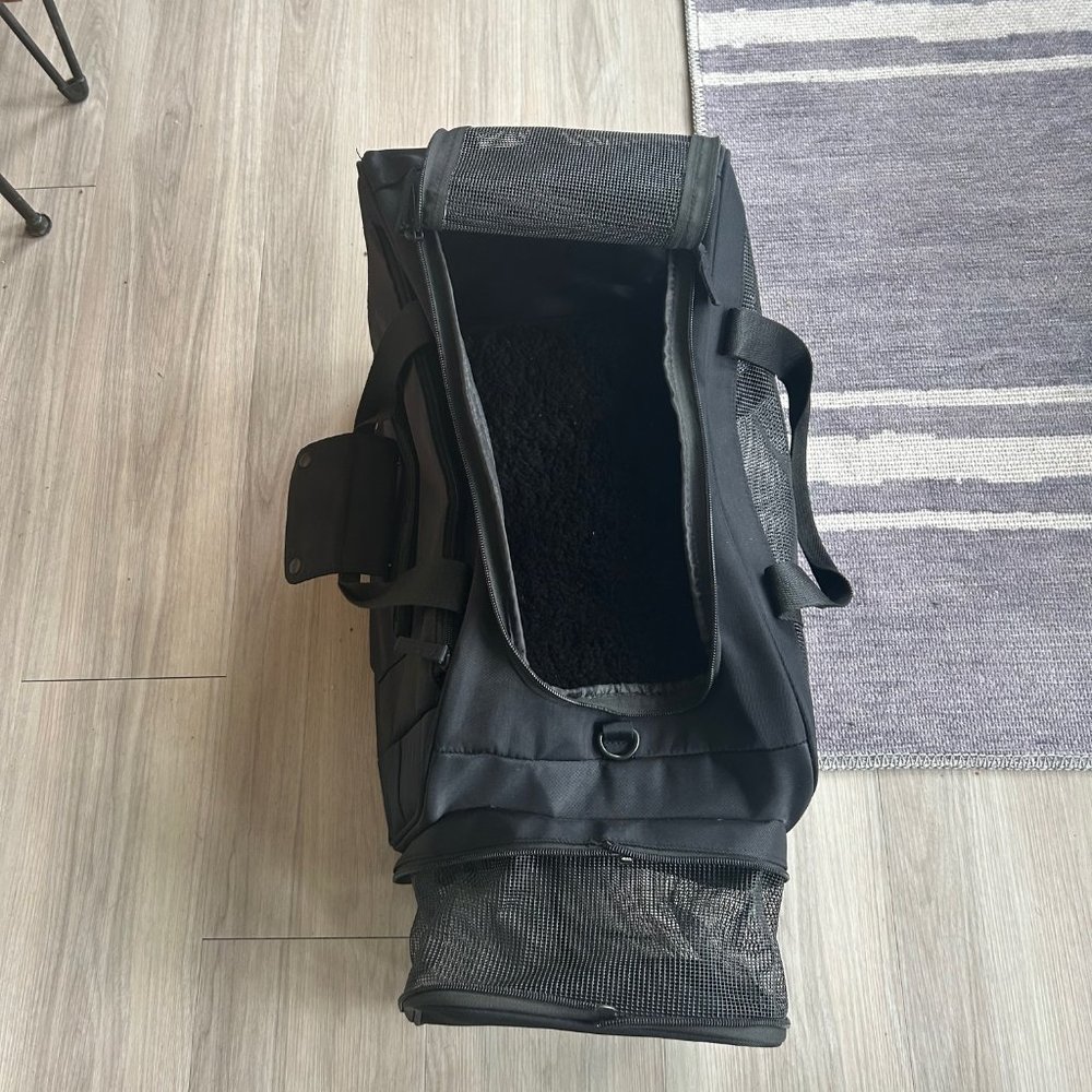 Beis Pet Carrier
